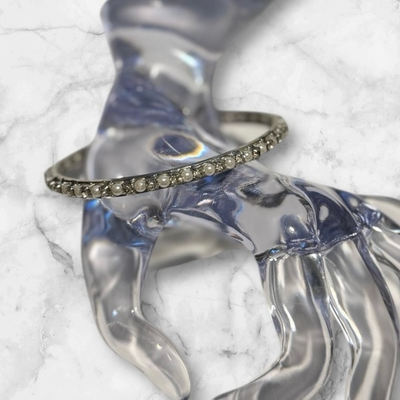 FREE 💟💎Vintage Bracelet with Faux Pearls and Clear Stones - Picture 4 of 15